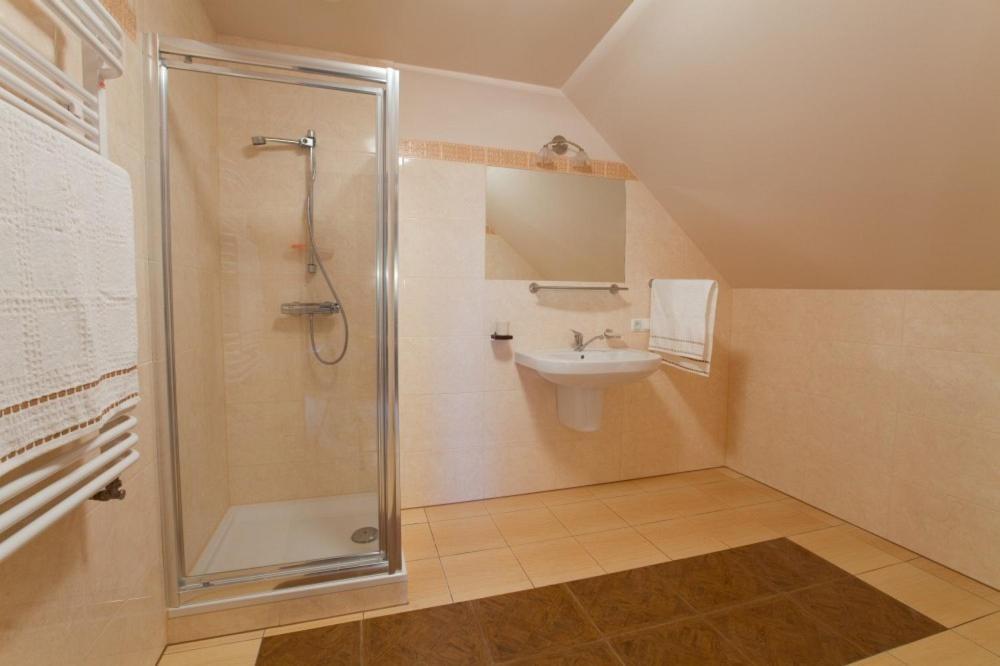 Bed & Breakfast Bezycer 3*
